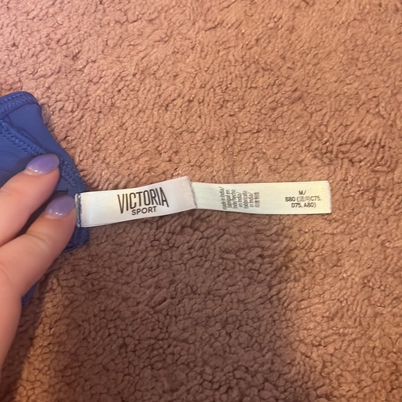 Ladies Victoria’s Secret Bralettes! - Picture 4 of 5